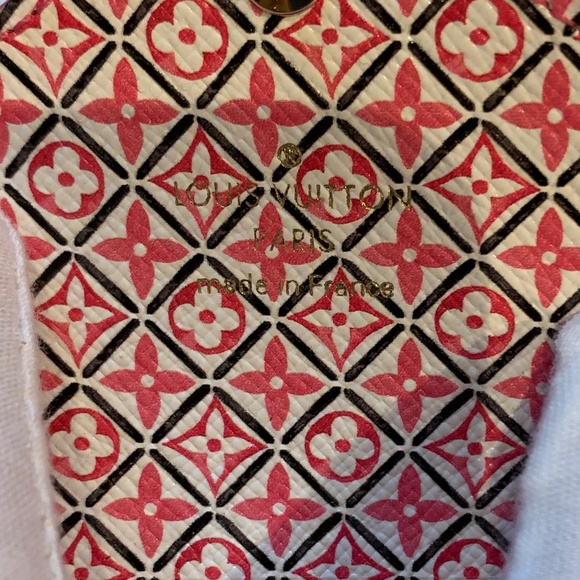 Brand New LOUIS VUITTON By The Pool Medium Kirigami Pochette - Picture 2 of 10